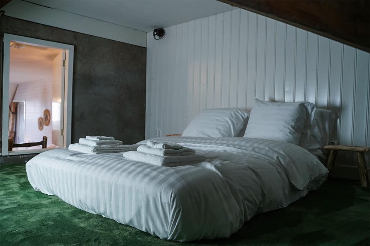 Boetiekhotel Ons Oude Raadhuis Hooge Zwaluwe Экстерьер фото