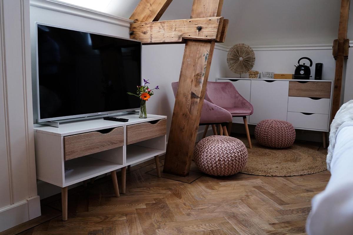 Boetiekhotel Ons Oude Raadhuis Hooge Zwaluwe Экстерьер фото