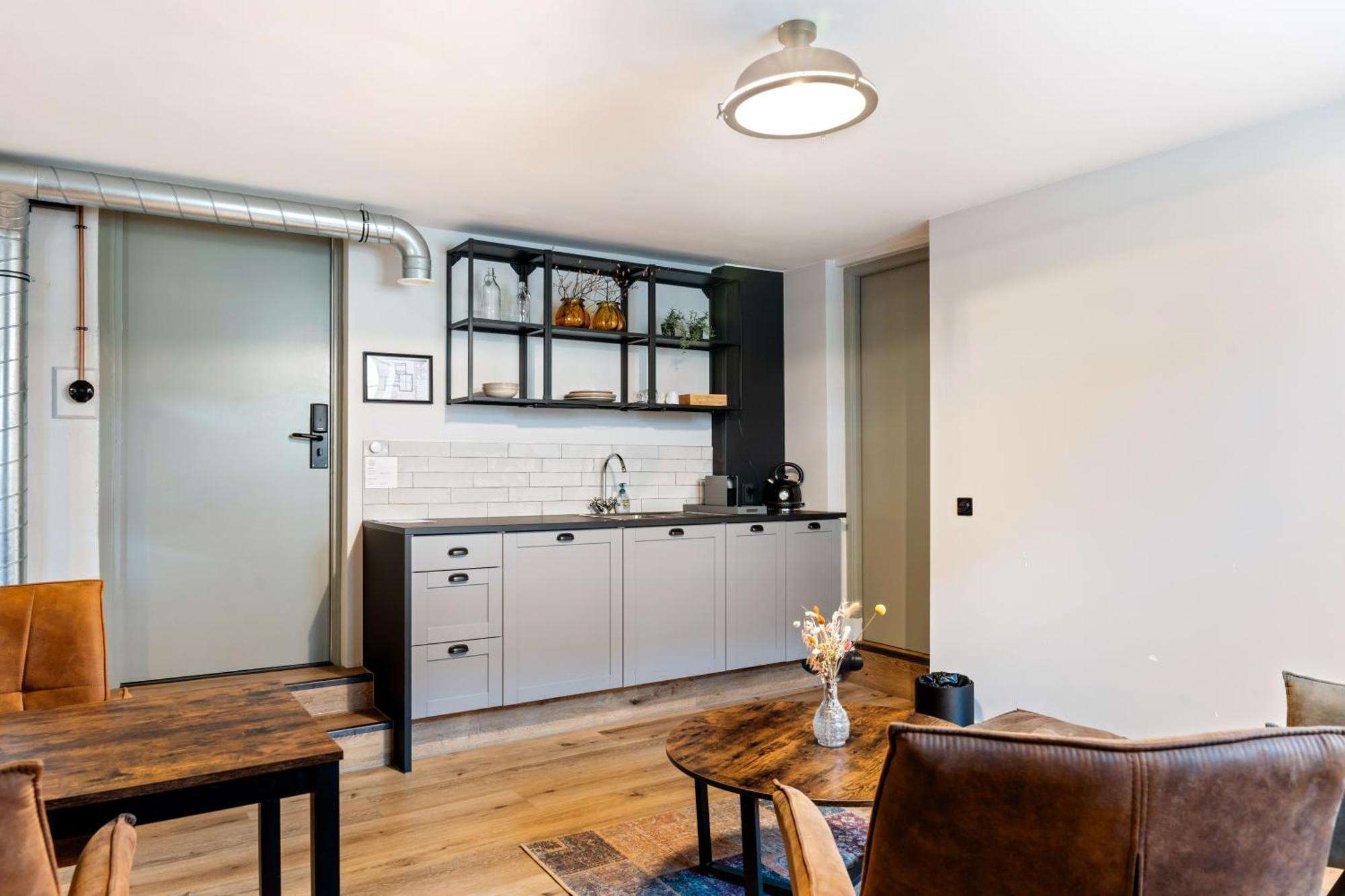 Boetiekhotel Ons Oude Raadhuis Hooge Zwaluwe Экстерьер фото