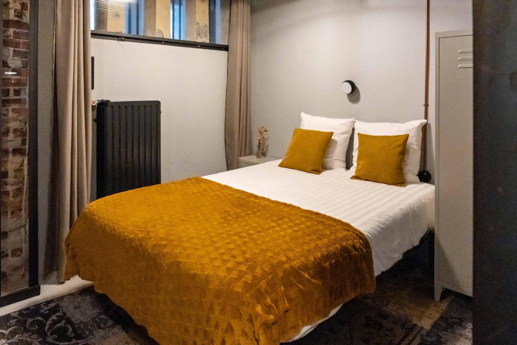 Boetiekhotel Ons Oude Raadhuis Hooge Zwaluwe Экстерьер фото