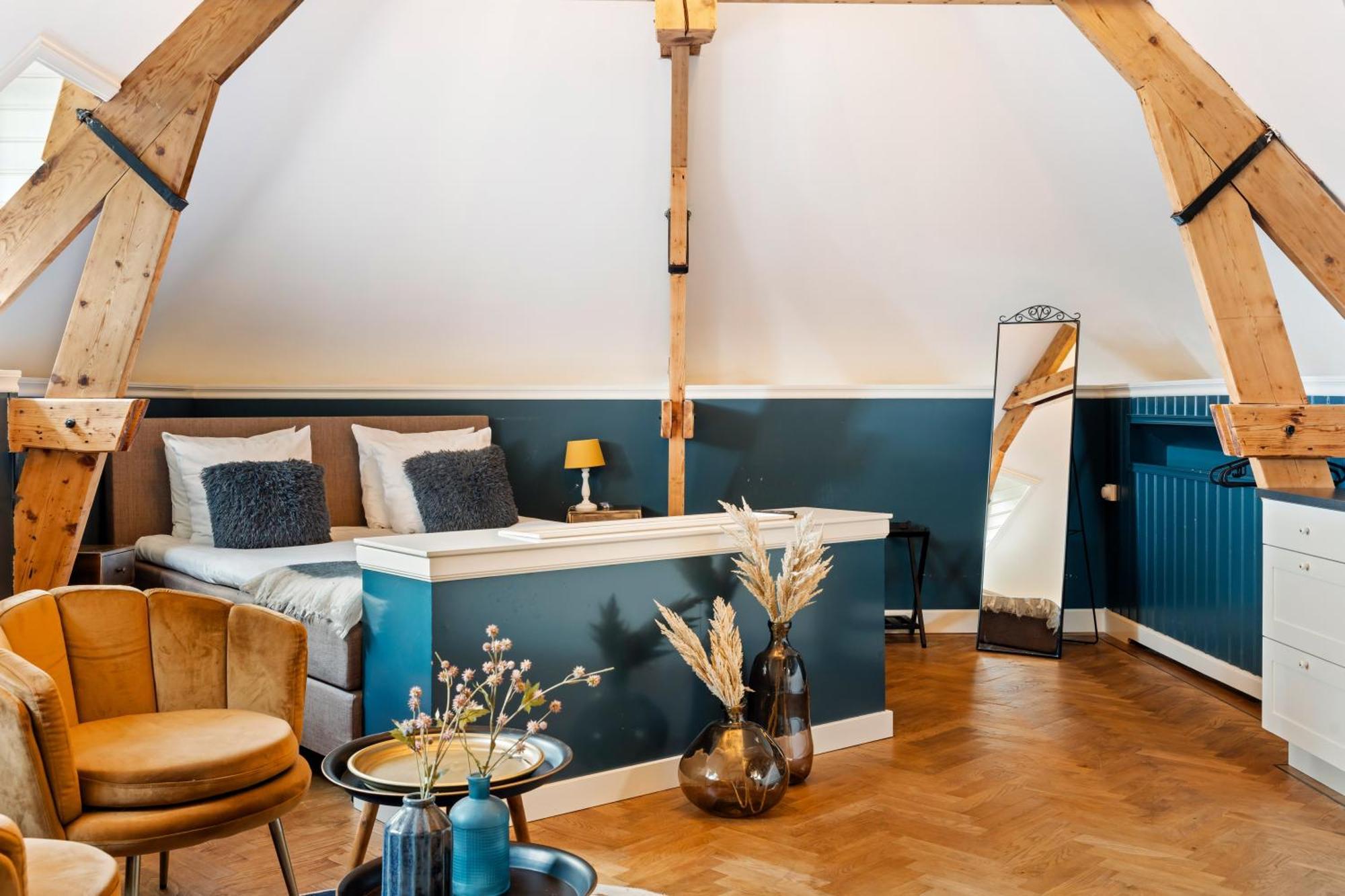 Boetiekhotel Ons Oude Raadhuis Hooge Zwaluwe Экстерьер фото